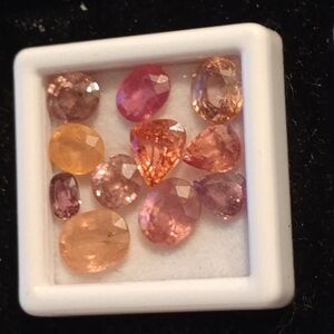 Mix of natural padparascha sapphires and other sapphires